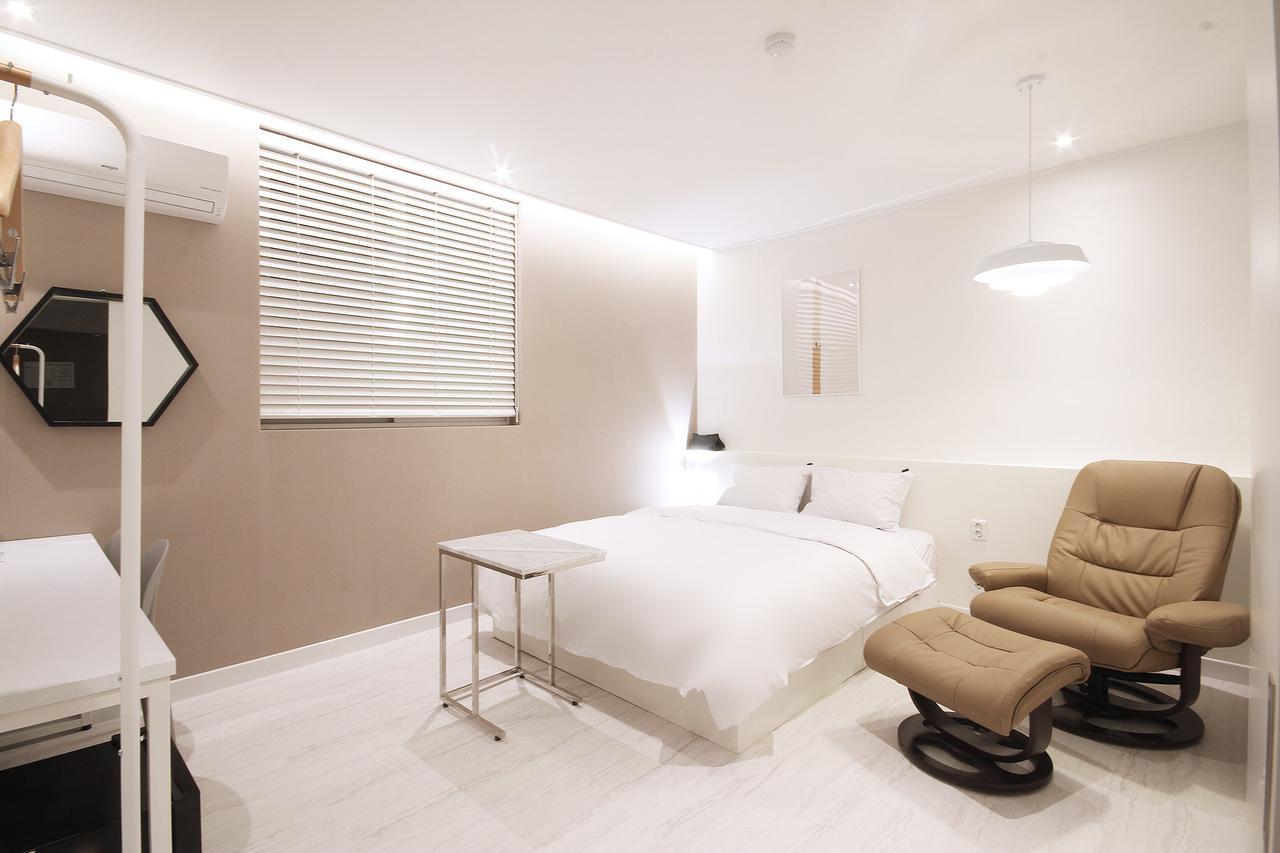 Hotel Yam Yeosu Hakdong Exterior foto