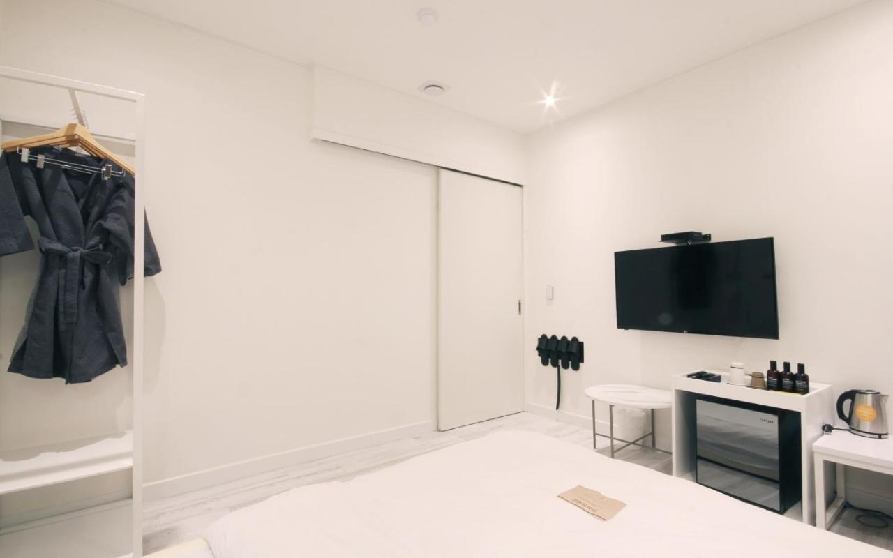 Hotel Yam Yeosu Hakdong Exterior foto